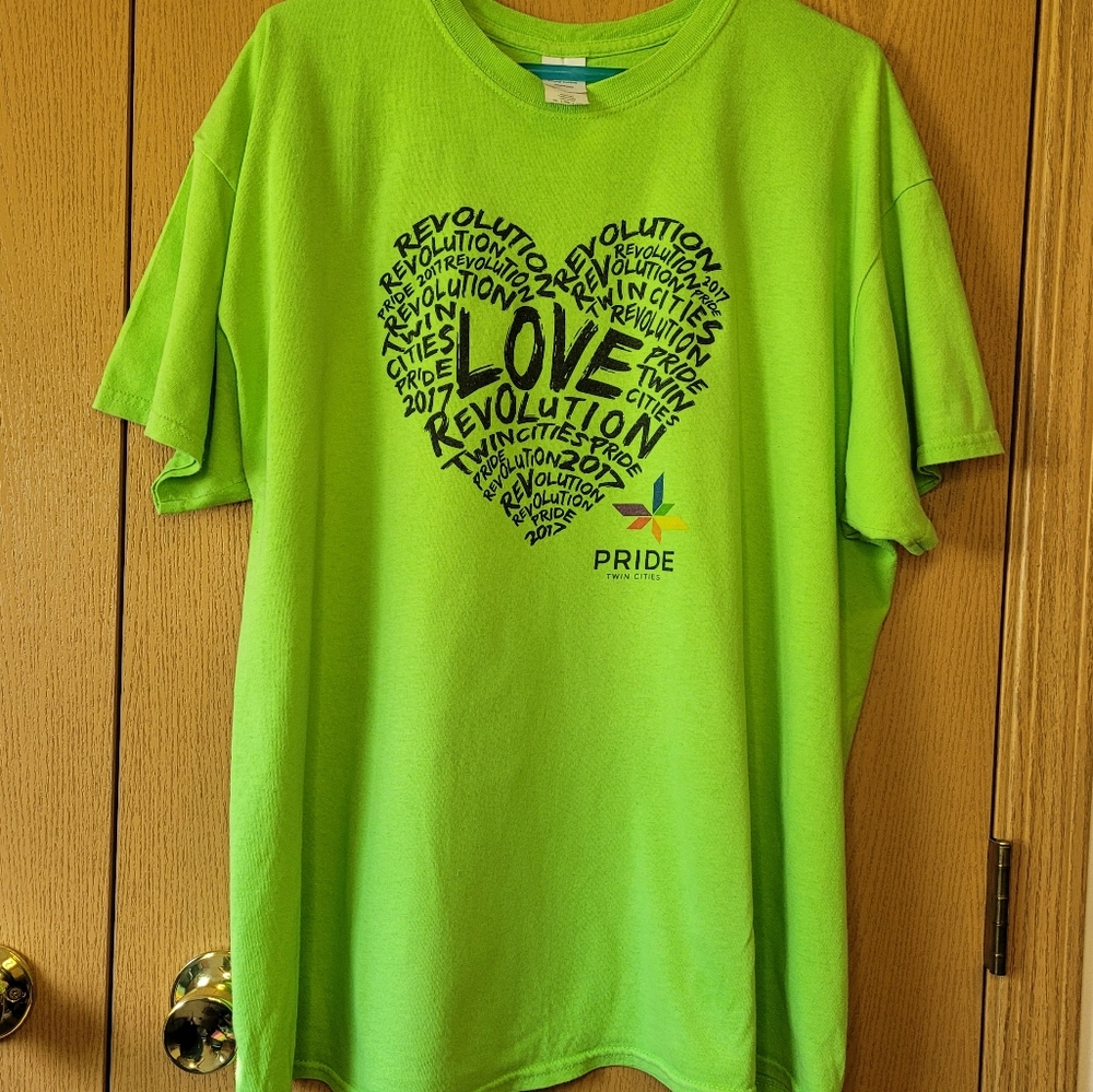 ❤P🧡R💛I💚D💙E💜 T-shirt from 2017 in Twin Cities!